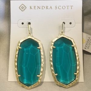 NWT Kendra Scott earrings